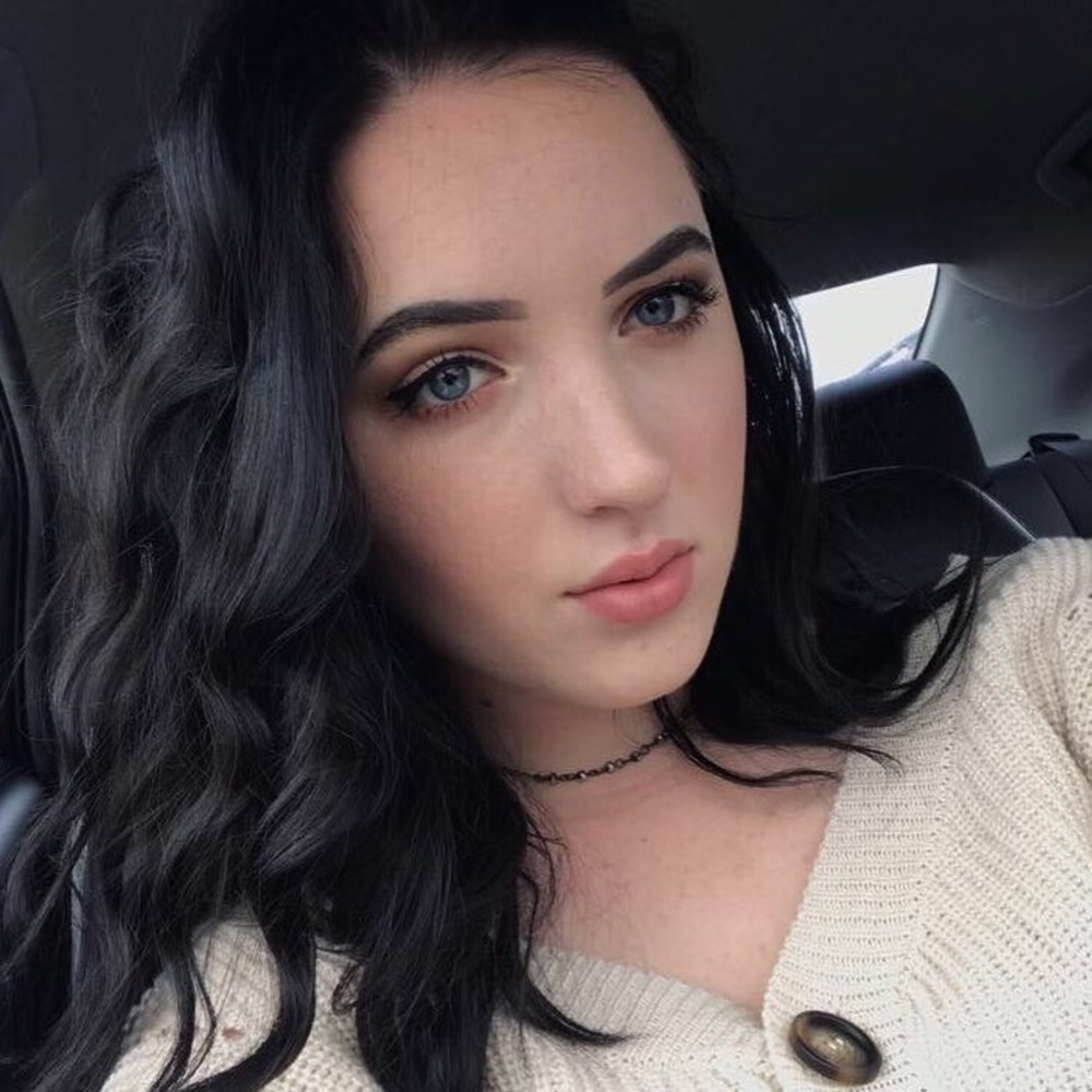 Meet your Posher, Kelsey